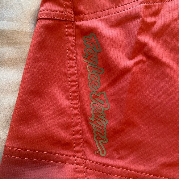 Troy Lee Designs Biking Short - Picture 7 of 8